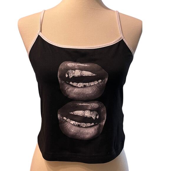Black and White Open Mouth Cropped Tank - Picture 1 of 2